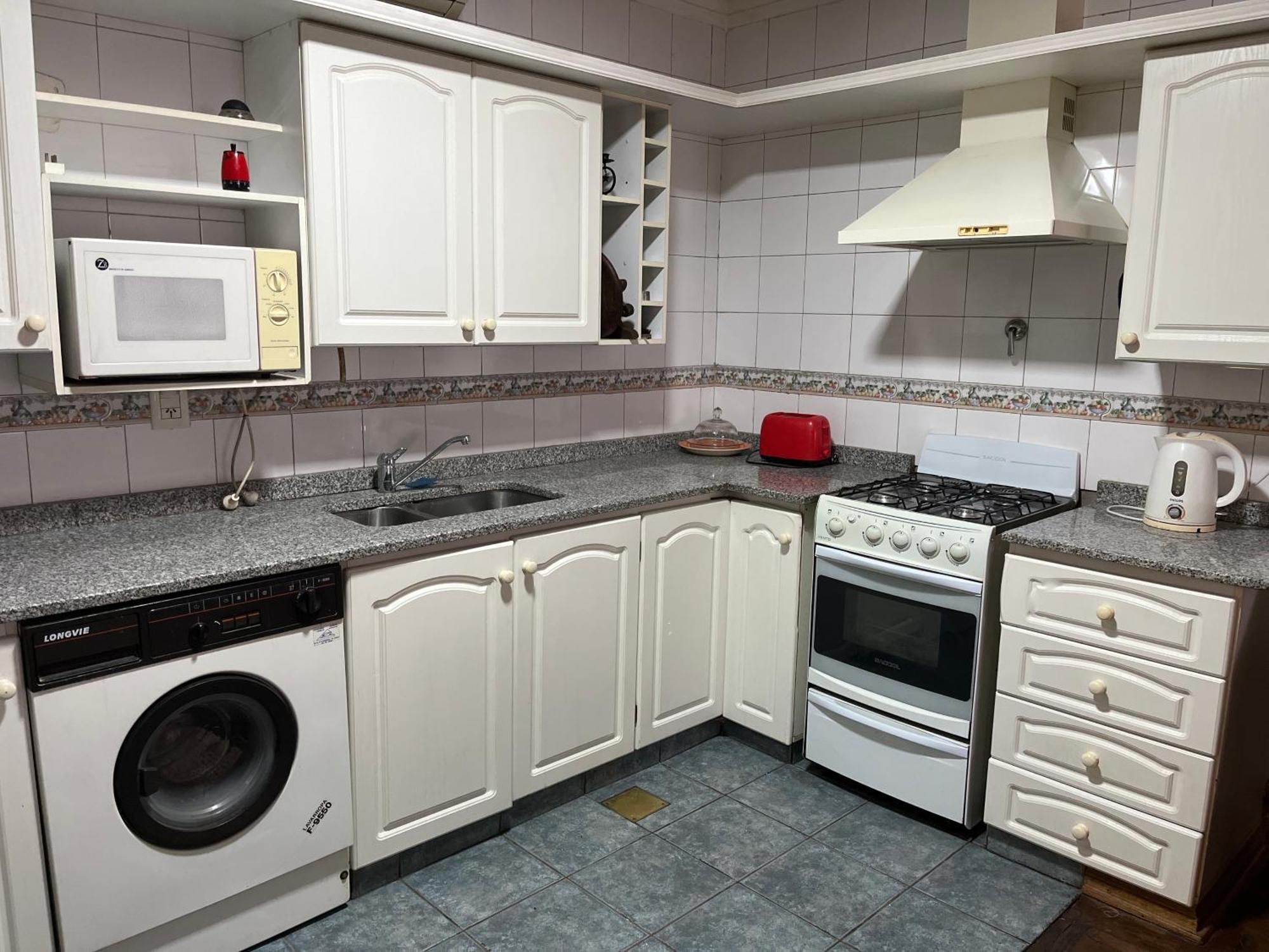 Departamentos De Buen Nivel Apartment เมนโดซา ภายนอก รูปภาพ